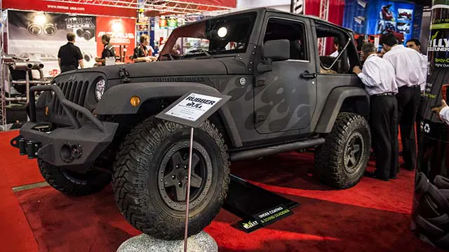 2012-sema-rubber-bully-jeep-wrangler-live-photos_1