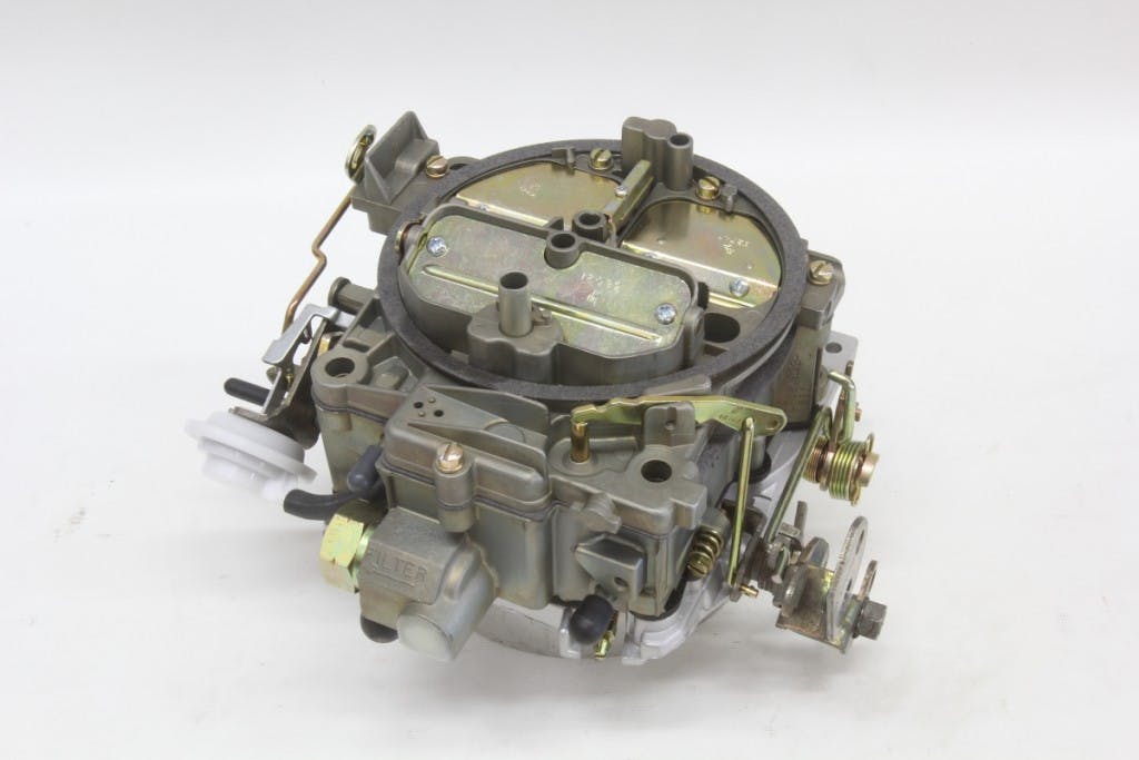 Here is our new carb with a fresh Stage 2 calibration based on the engine parameters we’ve listed in the sidebar. JET’s new parts and fresh dichromate finish make it almost a crime to hide it under an air cleaner!