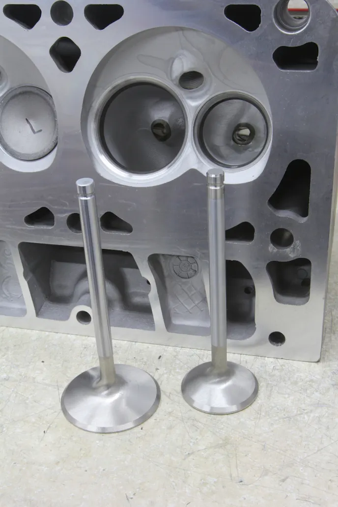 The heads sport 2.02/1.60-inch stainless SI valves. CPR-E also milled the heads to bring the chambers down to 63cc from the stock 67cc.