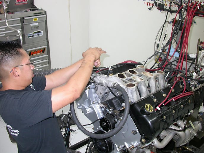 Runner length is a key design element of the intake manifold. What if you could adjust the runner length to suit your combination?