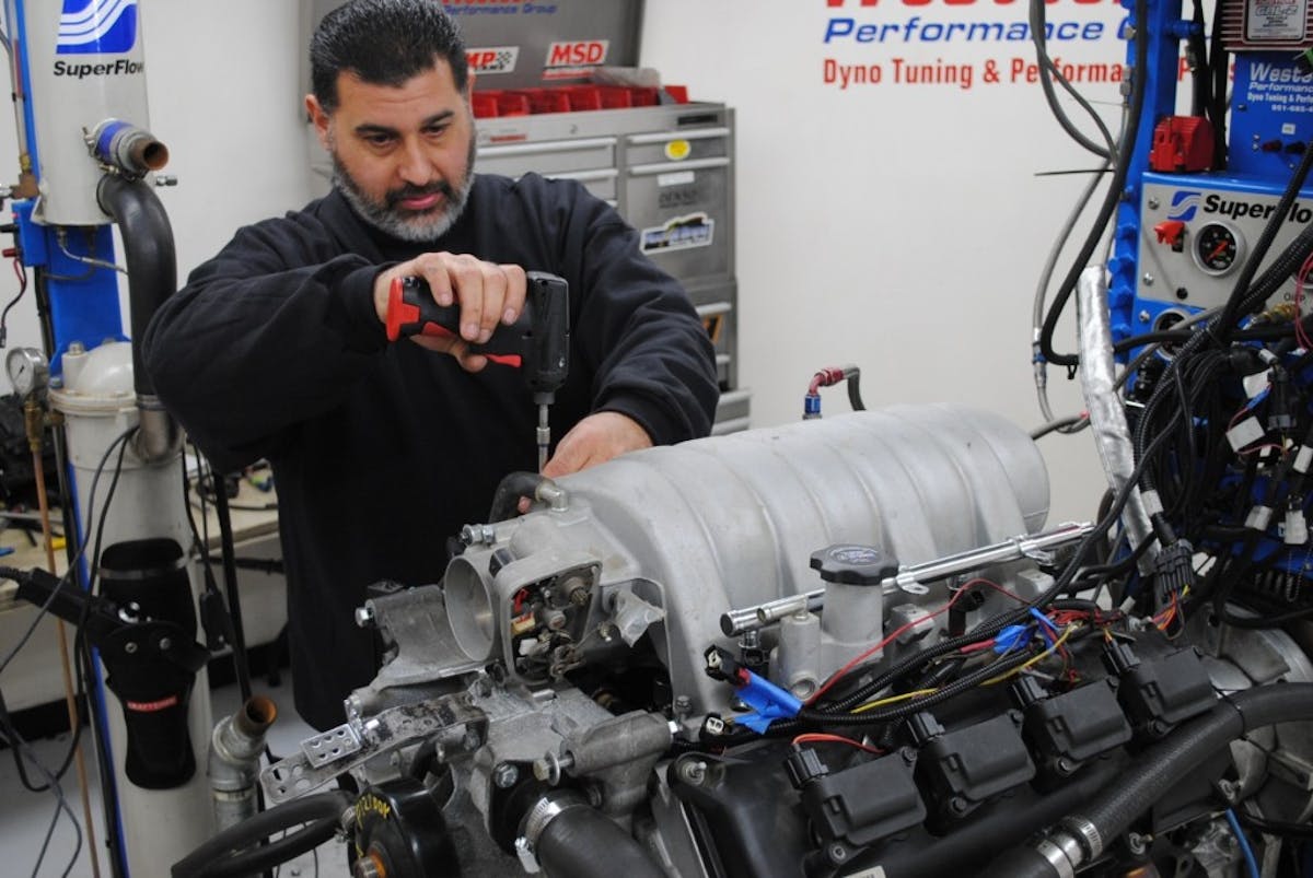 When it comes to intake manifolds for your modern Hemi, which is better, carbs or computers?