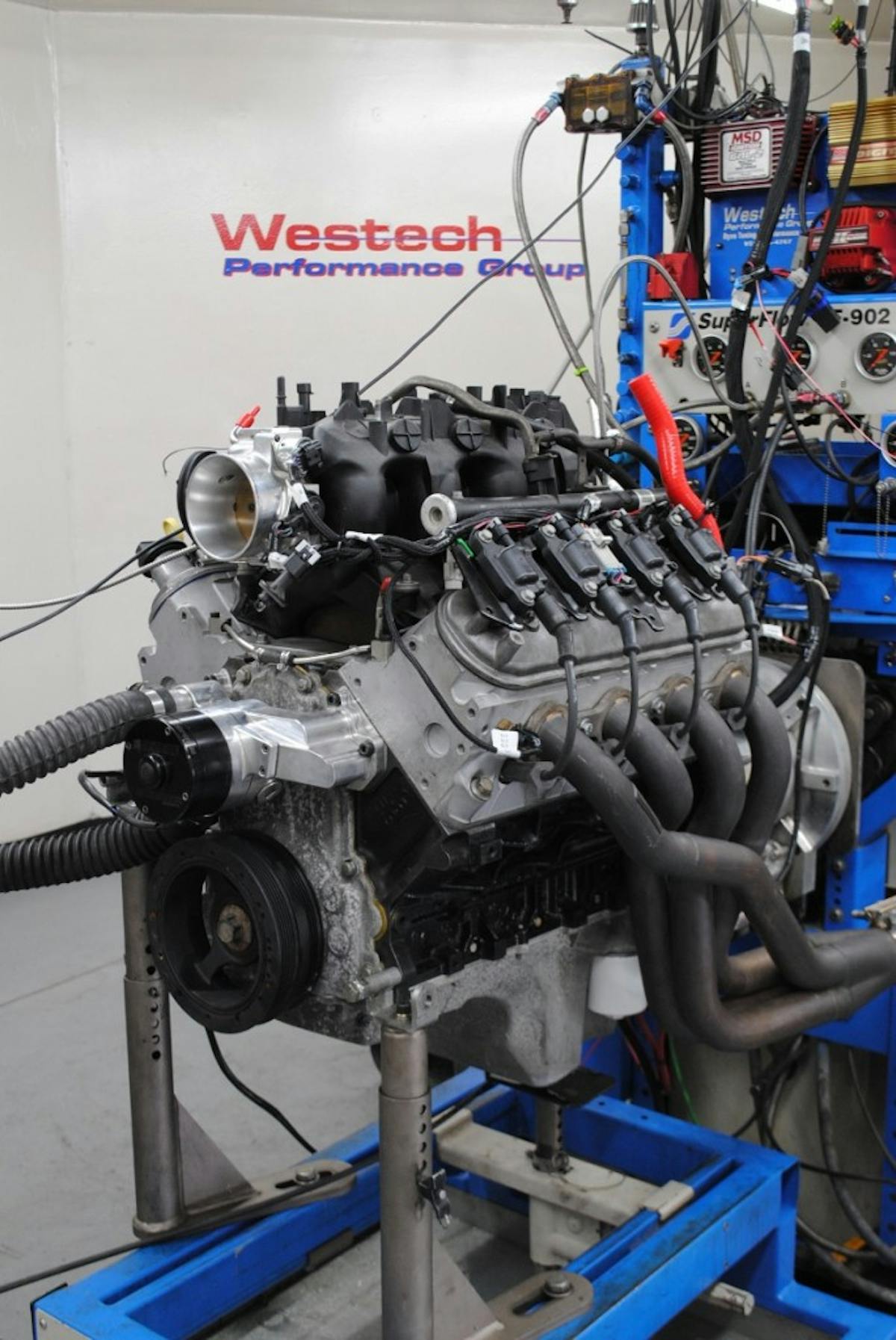 Run on the dyno with the stock cam, the 5.3L produced 353 hp at 5,200 rpm and 384 lb-ft of torque at 4,300 rpm. 