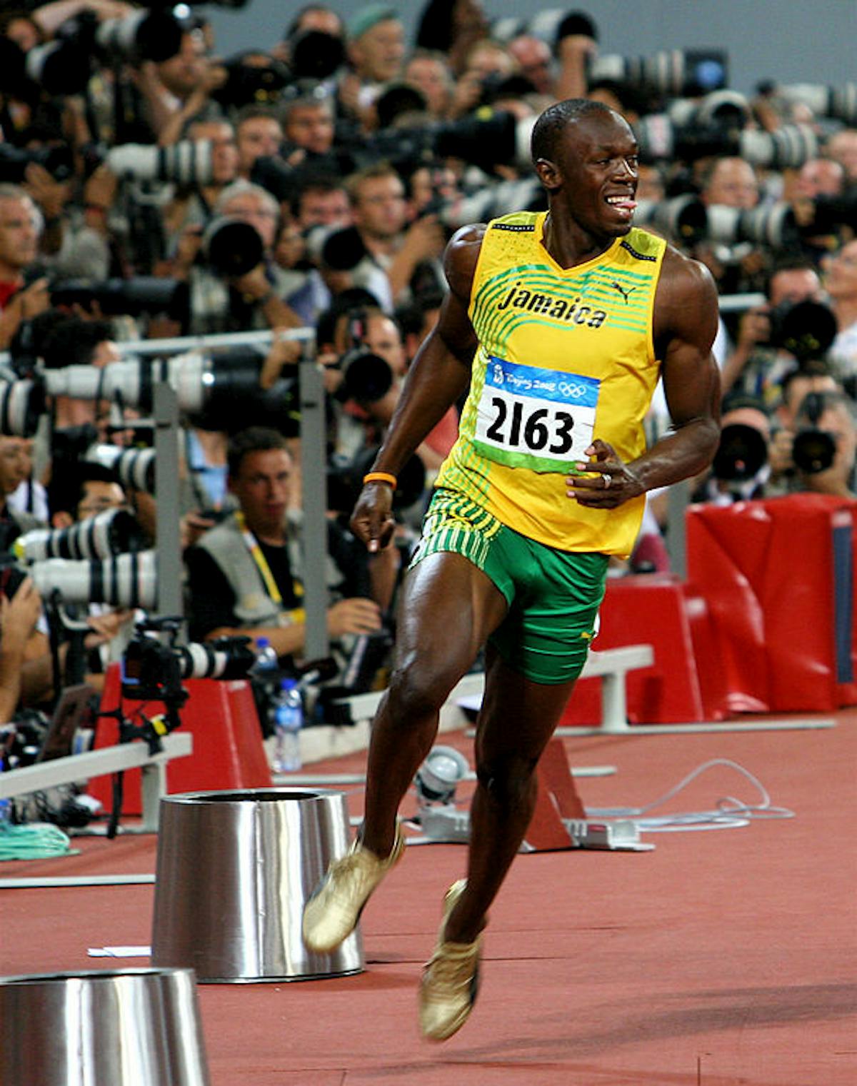 606px-Usain_Bolt_Olympics_Celebration