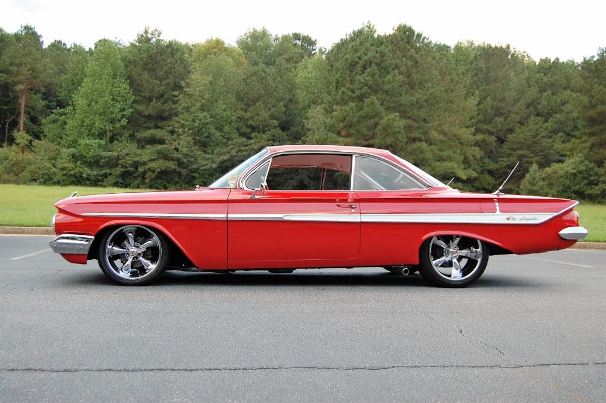 The famous “bubbletop” design concept seemed to take hundreds of pounds off the car just because of its pure intuitive pen strokes. Classic five-spoke, polished aluminum wheels add a touch of class and performance in perfectly equal proportions.