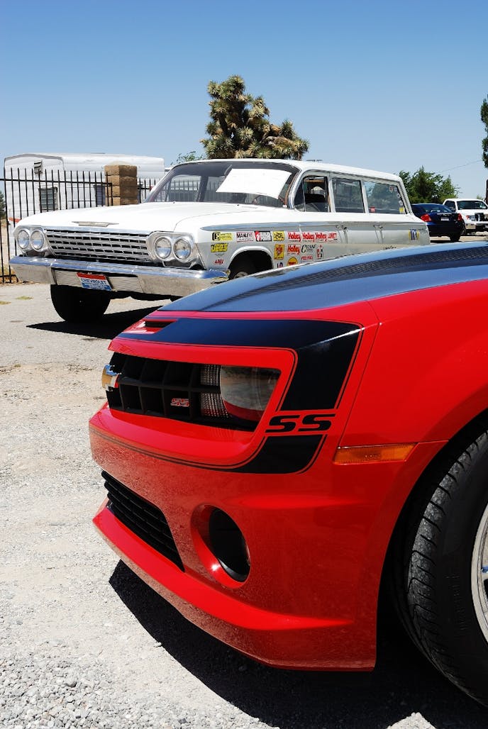 On the way through the Cajon pass, we spotted this cool ’62 Chevy drag wagon that was for sale. The price was a bit steep, but it was up to current competition standards. Ready to race as we say!