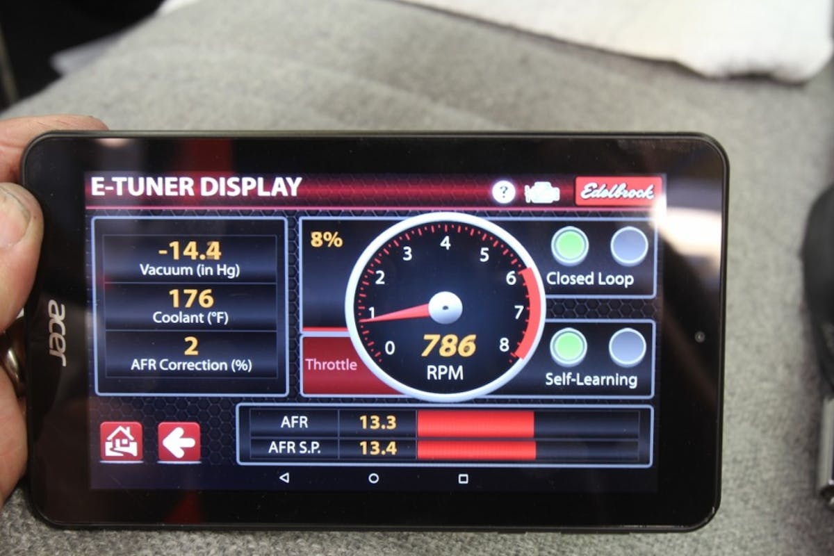 The tablet displays a nice, bright image that is very easy to read even in bright sunlight. In just a few minutes of running time, the correction factor at idle is very low at 2 percent, as you can see from the set point AFR at 13.4:1 to the actual 13.3:1. There are several different displays from which you can choose.