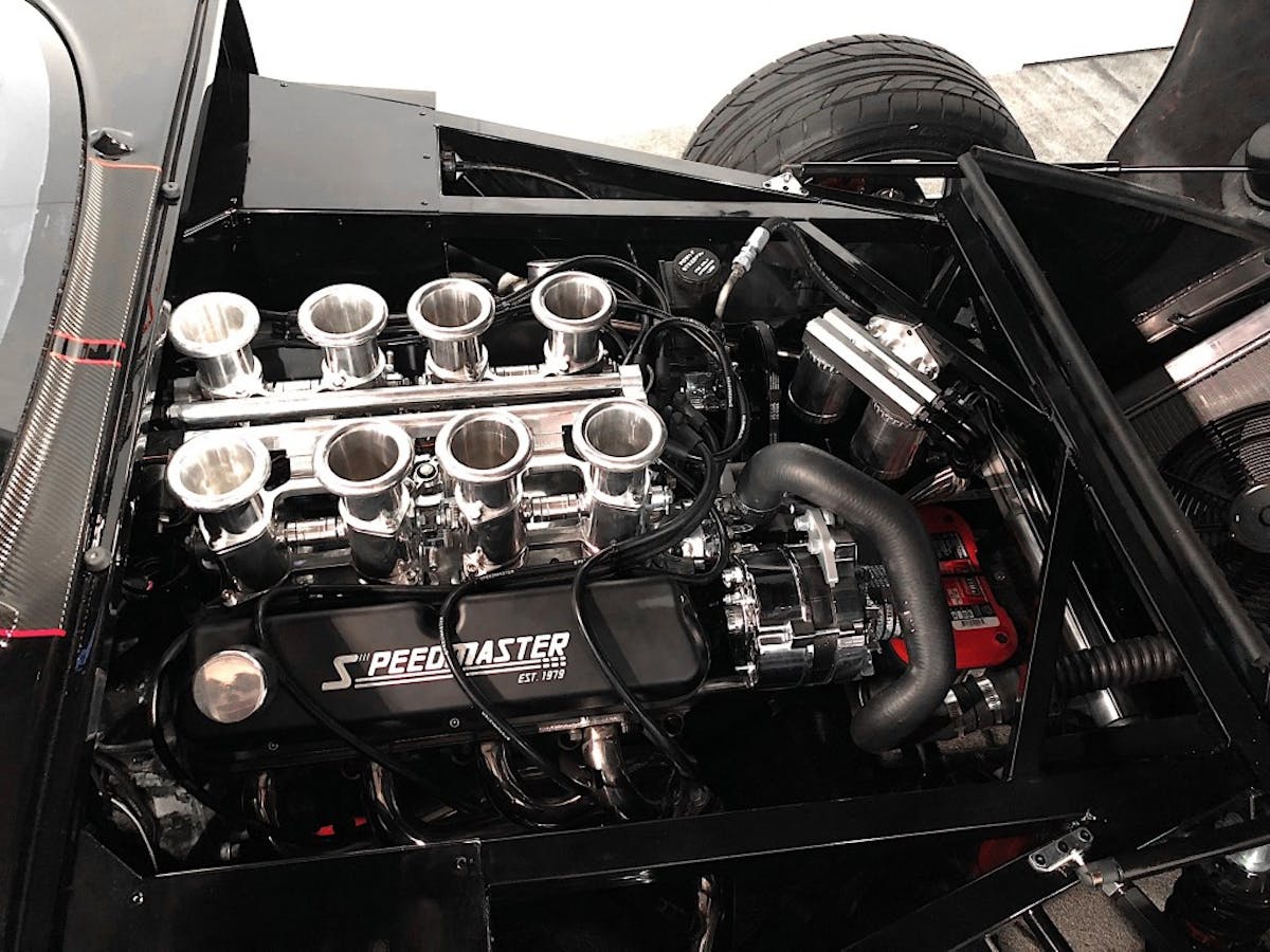 The Ford engine features Speedmaster’s classic look fuel injection system. While it may look like a throwback to the old Weber carbs used on the original Daytona Coupes, it is in fact a very advanced fuel injection system that allows for total tunability.