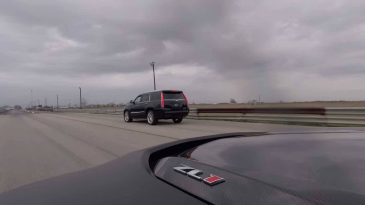 hennessey-escalade-vs-chevy-camaro-zl12