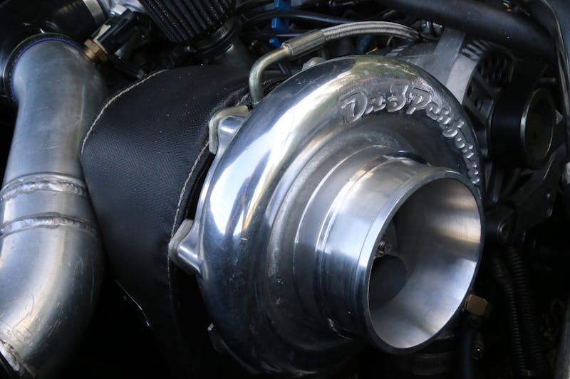 Jack-Lyons-Turbo-Fox-Feature-258