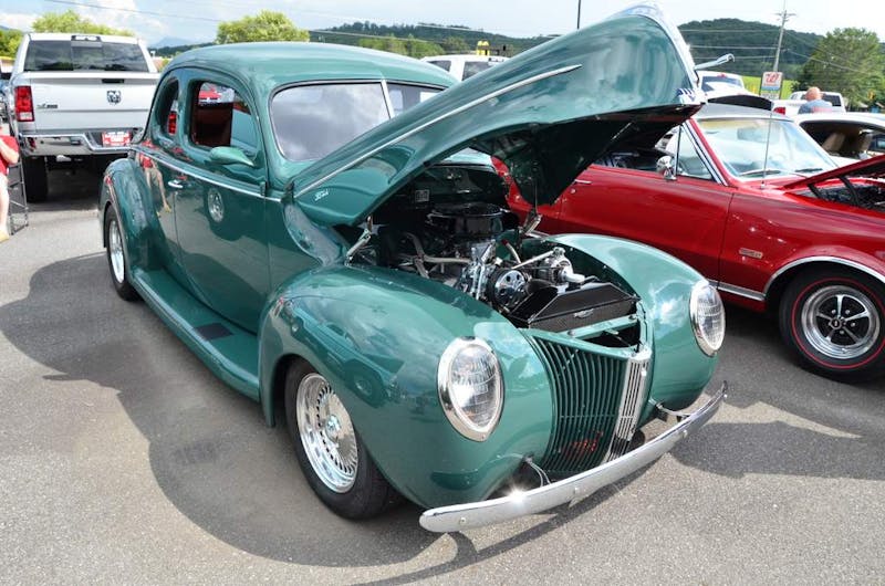 a-small-town-in-north-carolina-turns-into-ford-country-0041