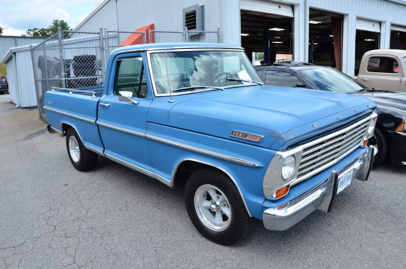 a-small-town-in-north-carolina-turns-into-ford-country-0080