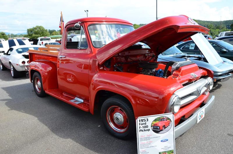 a-small-town-in-north-carolina-turns-into-ford-country-0100