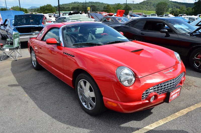 a-small-town-in-north-carolina-turns-into-ford-country-0106