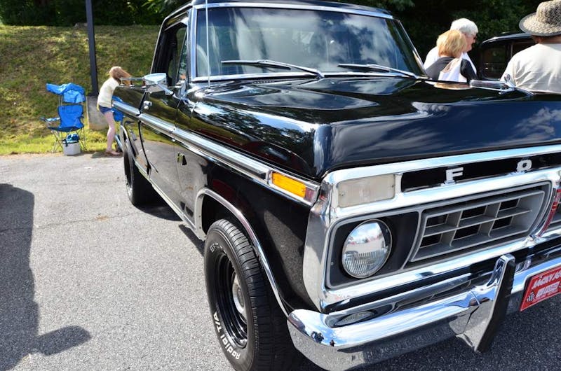 a-small-town-in-north-carolina-turns-into-ford-country-0118