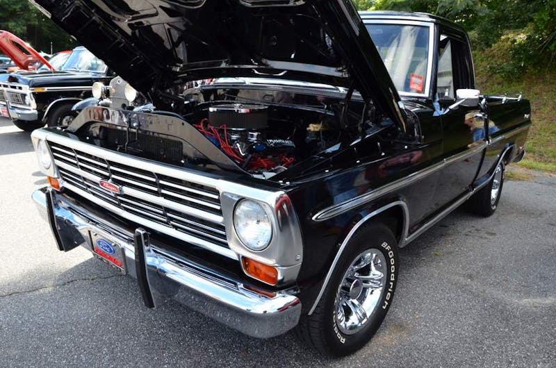 a-small-town-in-north-carolina-turns-into-ford-country-0120