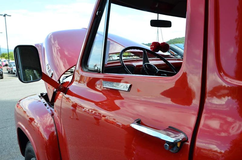 a-small-town-in-north-carolina-turns-into-ford-country-0128