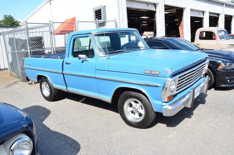 a-small-town-in-north-carolina-turns-into-ford-country-0136