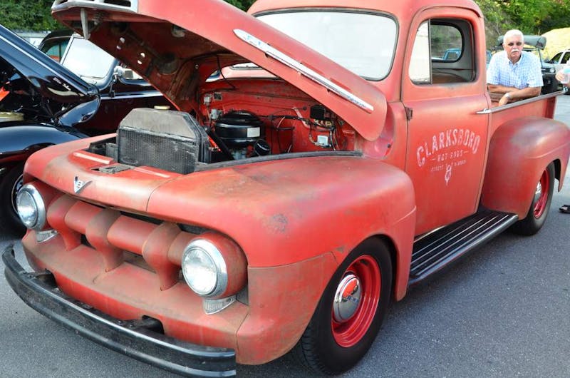 a-small-town-in-north-carolina-turns-into-ford-country-0147