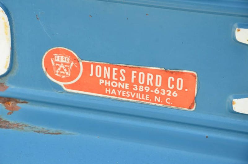 a-small-town-in-north-carolina-turns-into-ford-country-0158