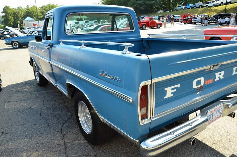 a-small-town-in-north-carolina-turns-into-ford-country-0159