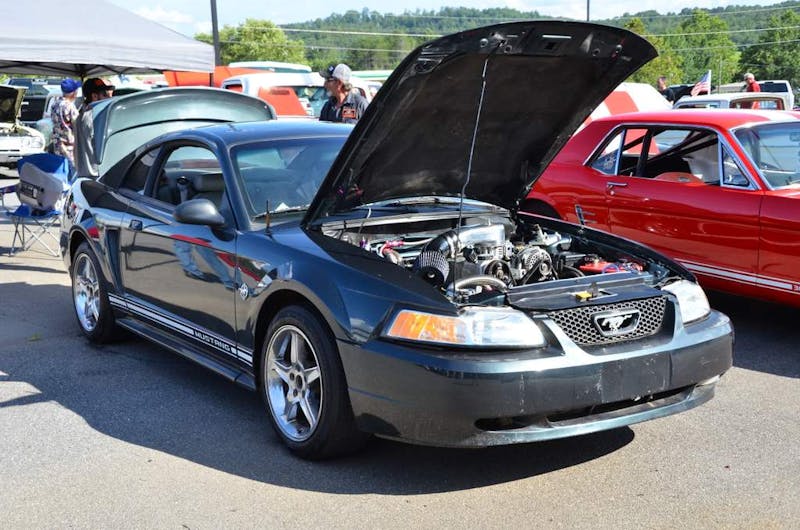 a-small-town-in-north-carolina-turns-into-ford-country-0162