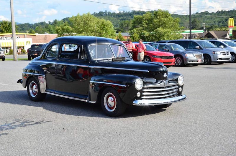 a-small-town-in-north-carolina-turns-into-ford-country-0189