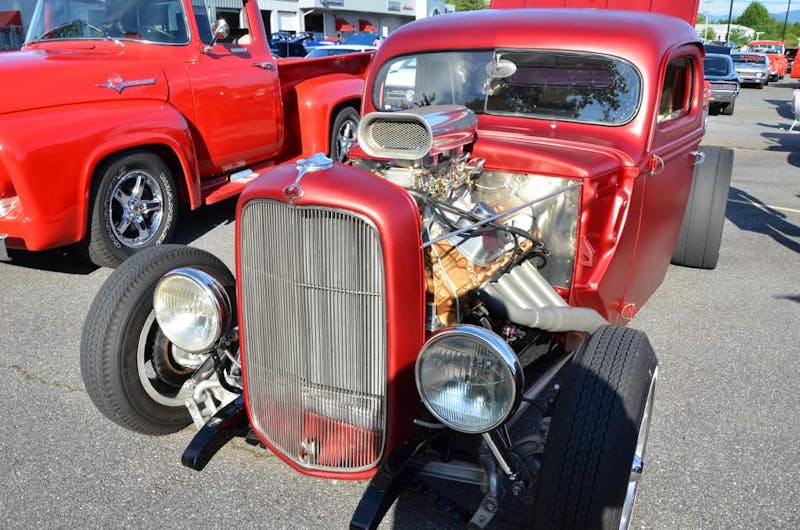 a-small-town-in-north-carolina-turns-into-ford-country-0230