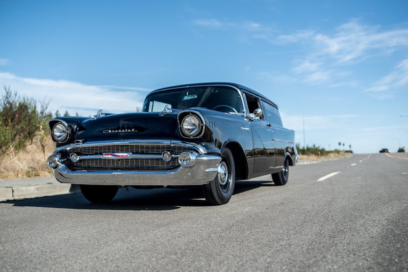 this-old-school-built-1957-chevy-sedan-delivery-defines-classic-cool-0101