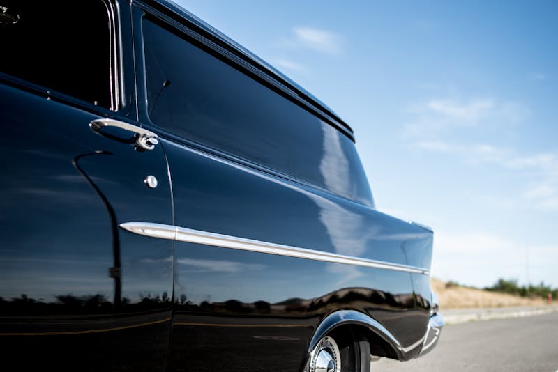 this-old-school-built-1957-chevy-sedan-delivery-defines-classic-cool-0113