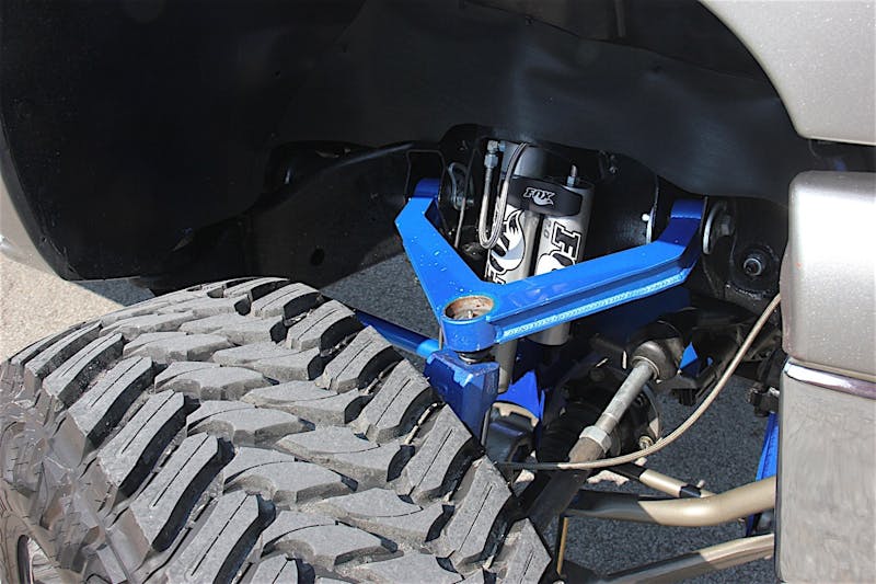 subbing-out-jordon-voleks-2003-chevy-suburban-aka-dura_yacht-0037