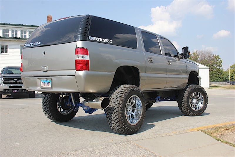 subbing-out-jordon-voleks-2003-chevy-suburban-aka-dura_yacht-0045