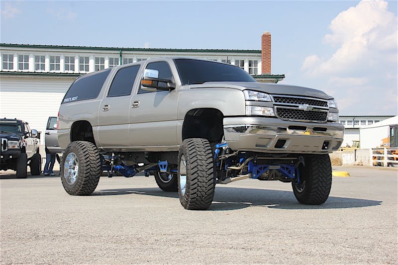 subbing-out-jordon-voleks-2003-chevy-suburban-aka-dura_yacht-0053