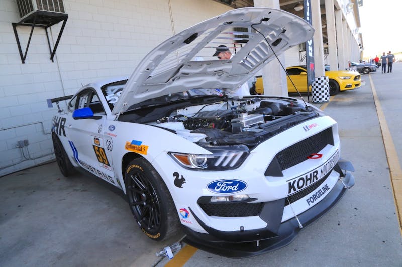 kohr-motorsports-mustang-gt4-running-hard-for-a-championship-0002
