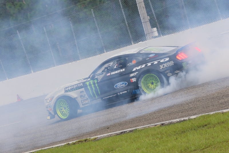 rain-cant-dampen-the-action-as-mustang-week-rolls-on-0014