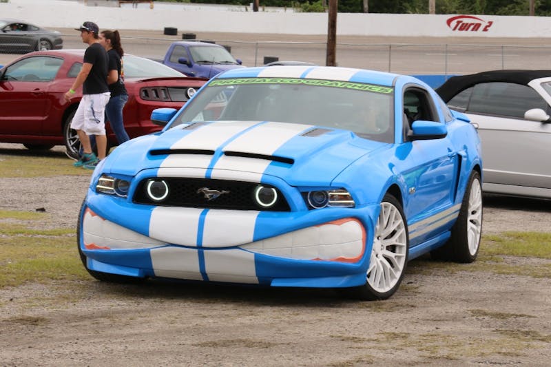 rain-cant-dampen-the-mustang-week-action-0045
