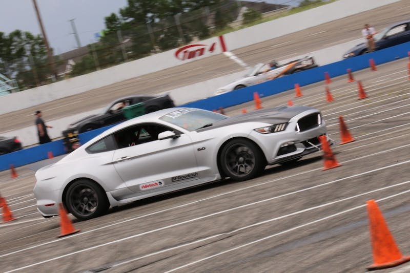 rain-cant-dampen-the-mustang-week-action-0049