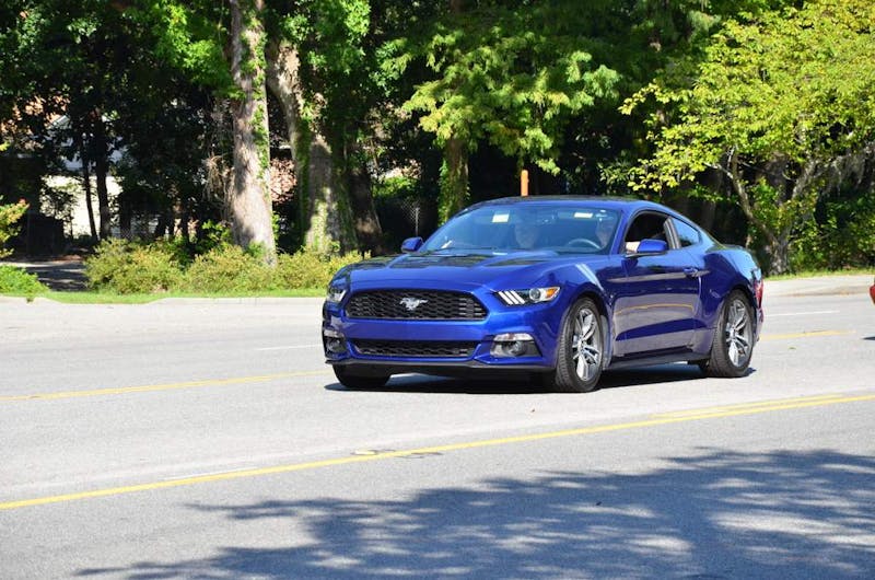 mustang-week-cruise-in-0043