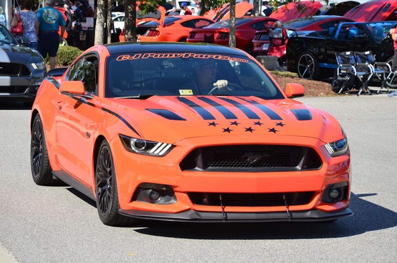 mustang-week-cruise-in-0100