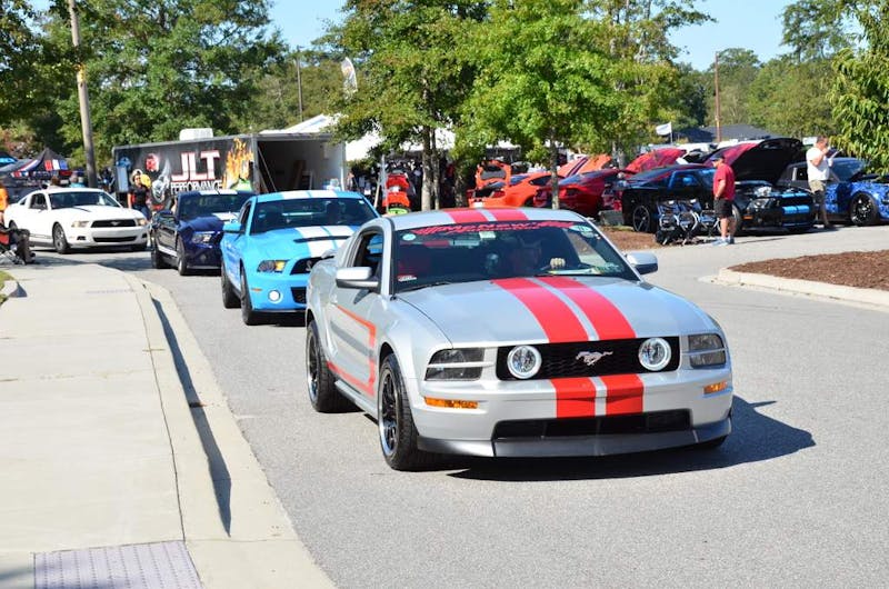 mustang-week-cruise-in-0103
