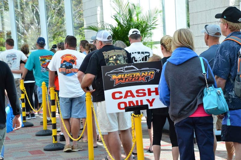 mustang-week-cruise-in-0125