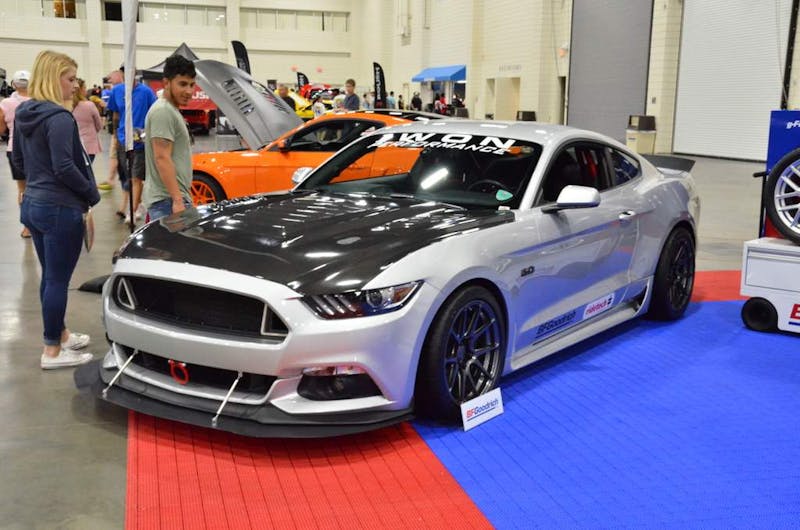 mustang-week-cruise-in-0150