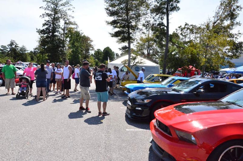 mustang-week-cruise-in-0162