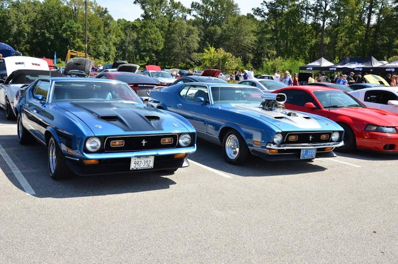 mustang-week-cruise-in-0215