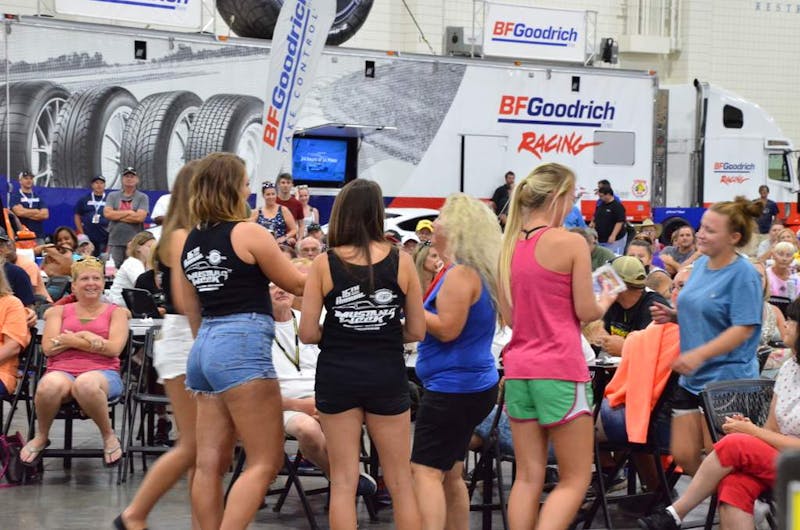 mustang-week-cruise-in-0313