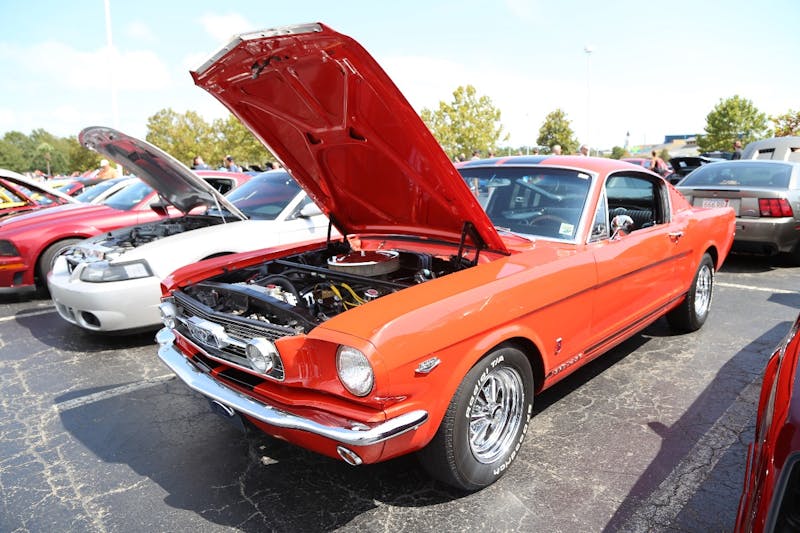 massive-meet-n-greet-kicks-off-mustang-week-2017-in-style-0024