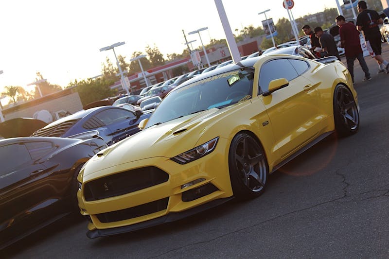 mustangs-after-dark-brings-old-and-new-enthusiasts-together-0022