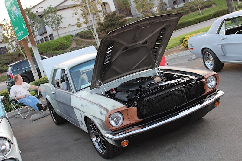 mustangs-after-dark-brings-old-and-new-enthusiasts-together-0027
