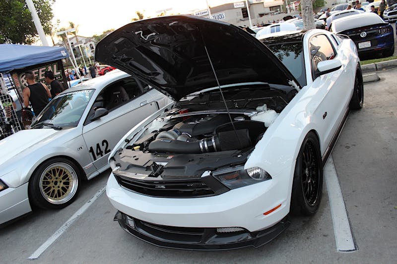 mustangs-after-dark-brings-old-and-new-enthusiasts-together-0038