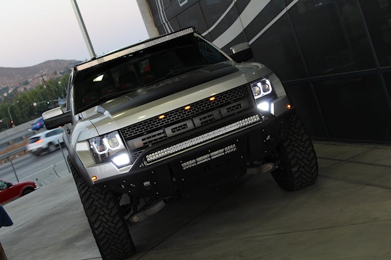 mustangs-after-dark-brings-old-and-new-enthusiasts-together-0040