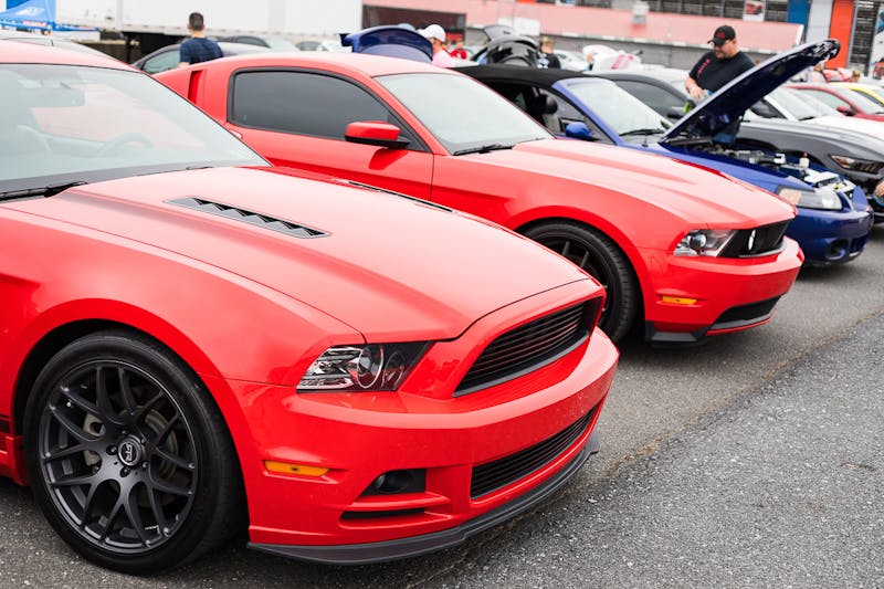 mustangs-invade-maple-grove-at-massive-americanmuscle-show-0024